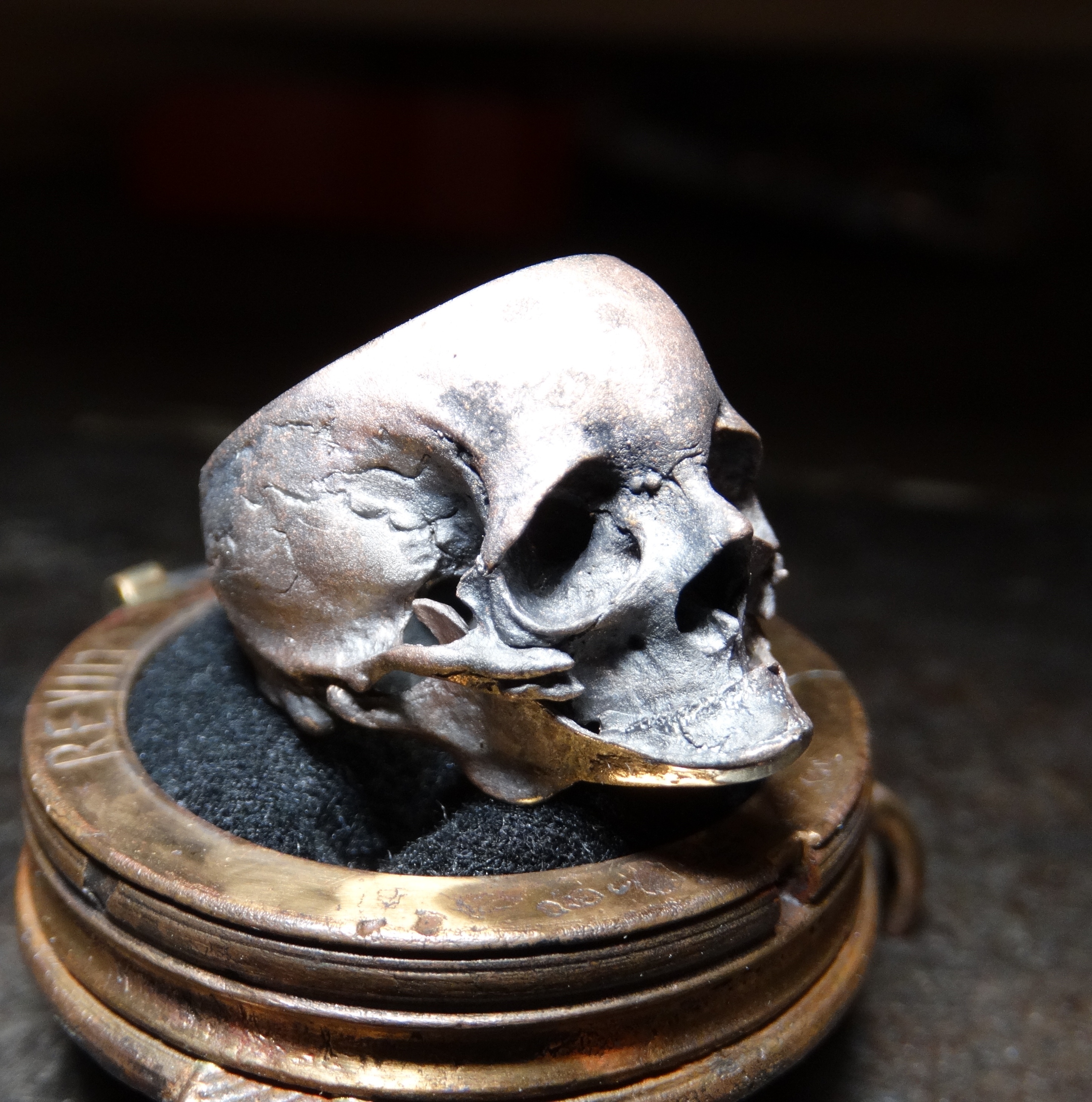 Skull ring 6