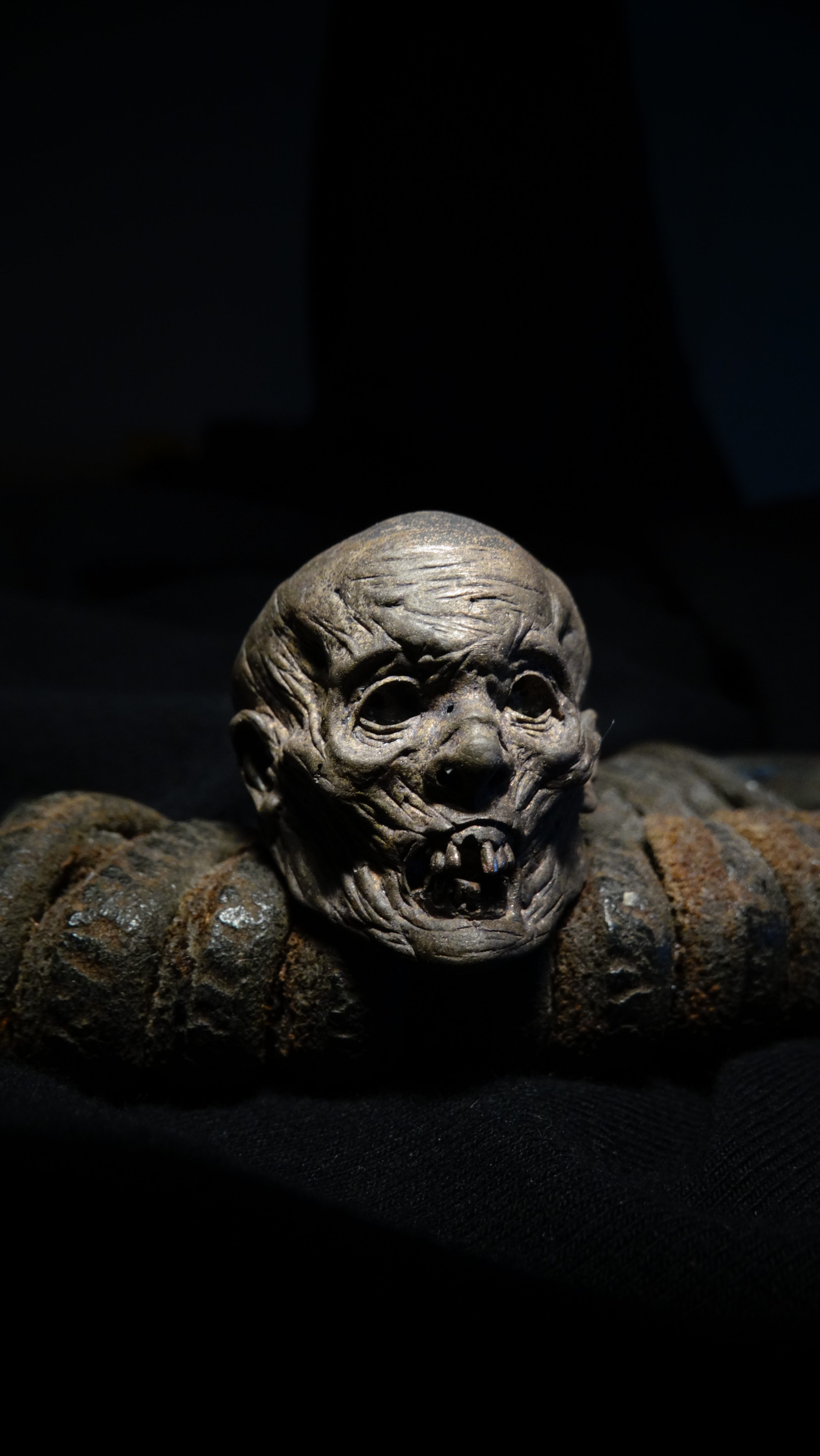 Zombie ring